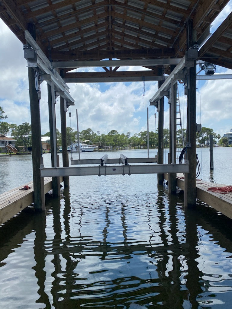 10,000# Aluminum 4 Post Piling Mount Boat Lift